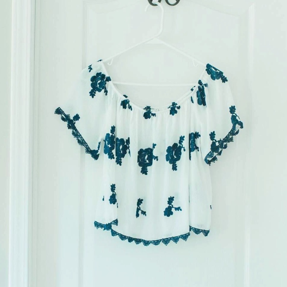 Andree Blue off the shoulder top