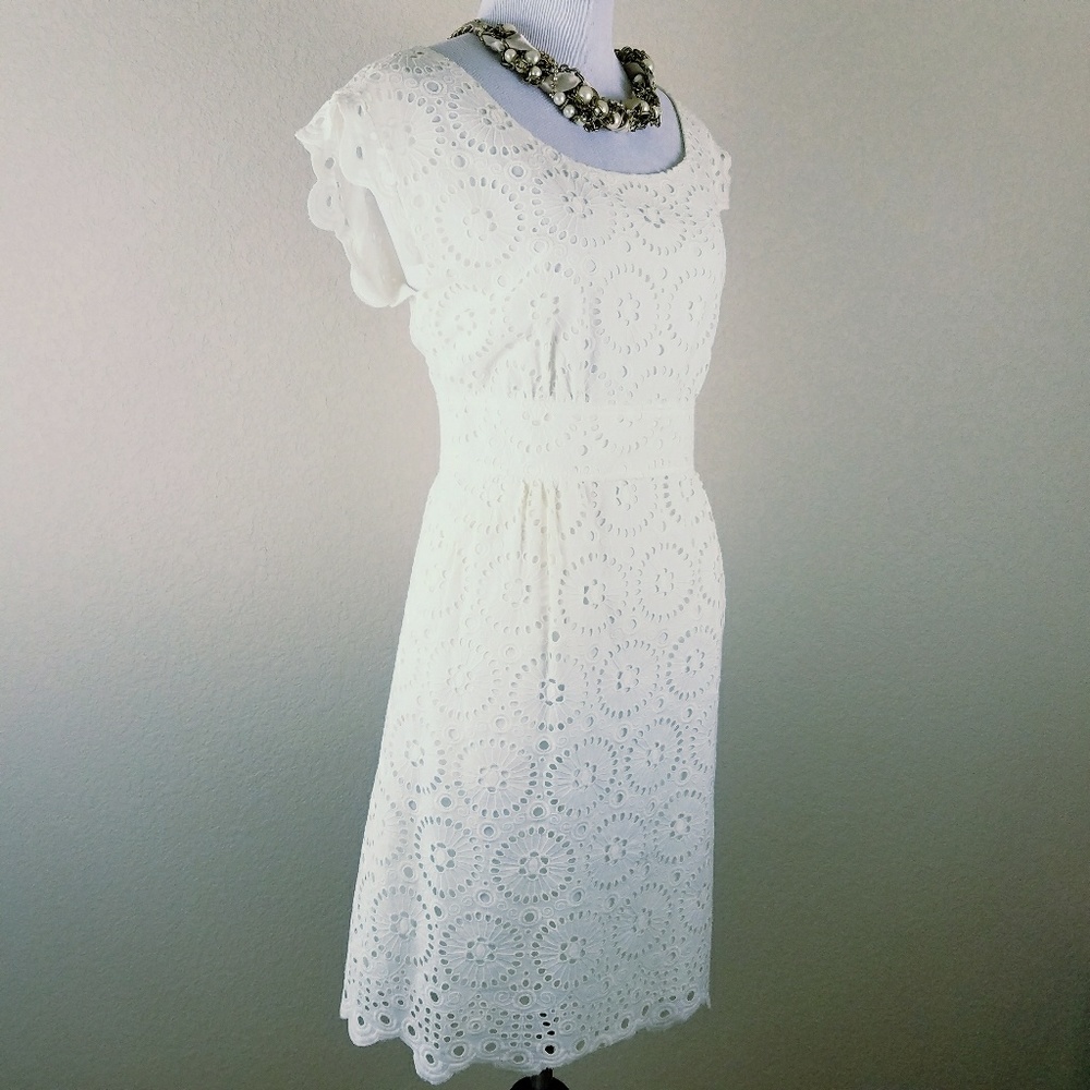 Gianni Bini Circle Lace Dress