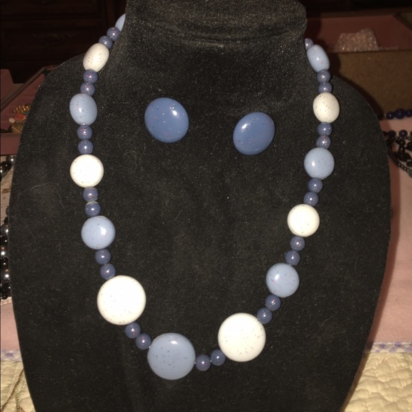 Jewelry - SET of necklace and earrings