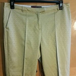 Peck and Peck pants must be seen!