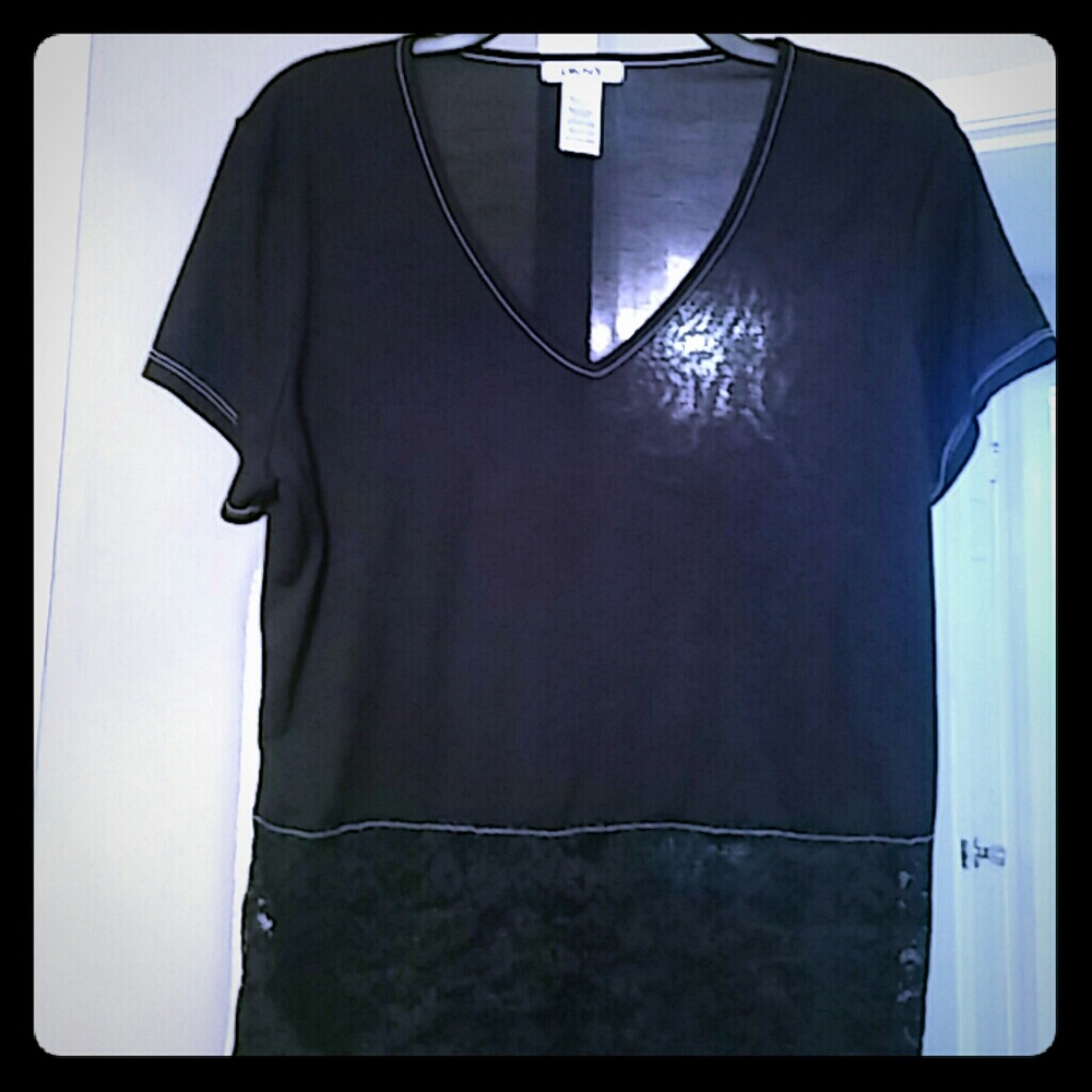 DKNY Fancy Tee Black lace EUC Large