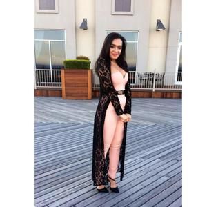 Meet your Posher, Atika