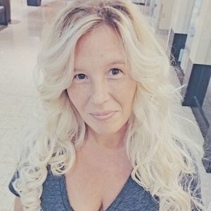 Meet your Posher, Bobbie jo