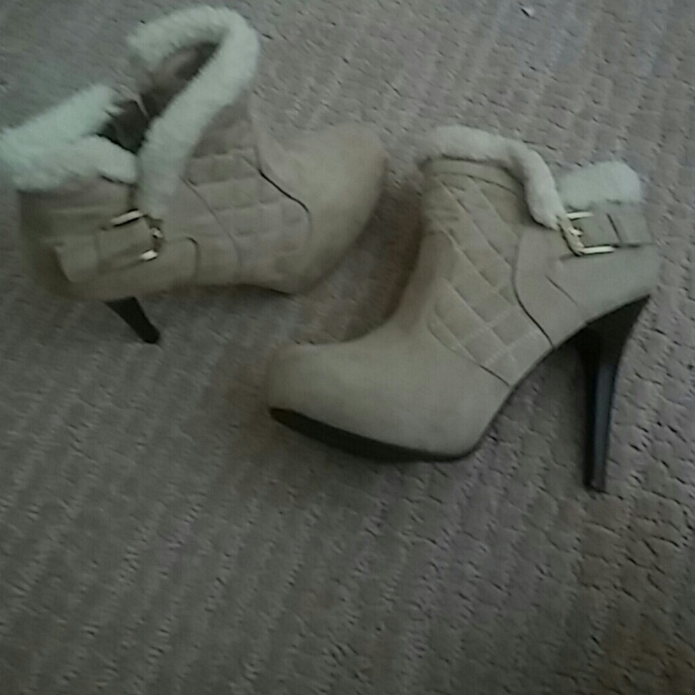 Practically New boot heels - Picture 2 of 6