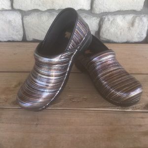 Dansko Clogs 👞✨