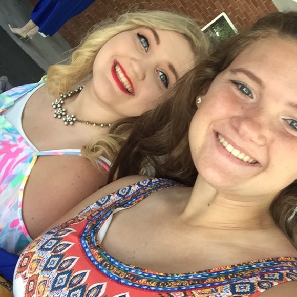 Meet your Posher, Samantha - Picture 1 of 1