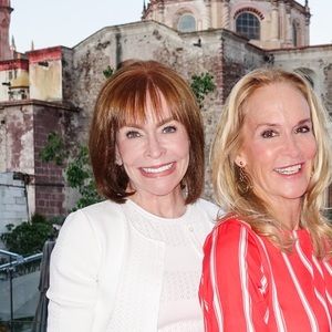 Meet your Posher, Wynnell