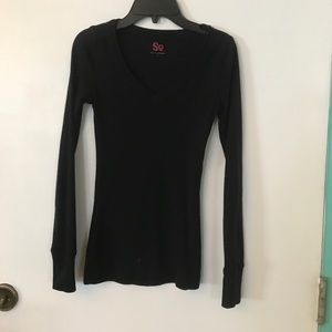 Black long sleeve tee