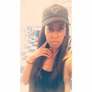 Meet your Posher, Queence