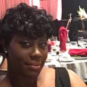 Meet your Posher, Naomi