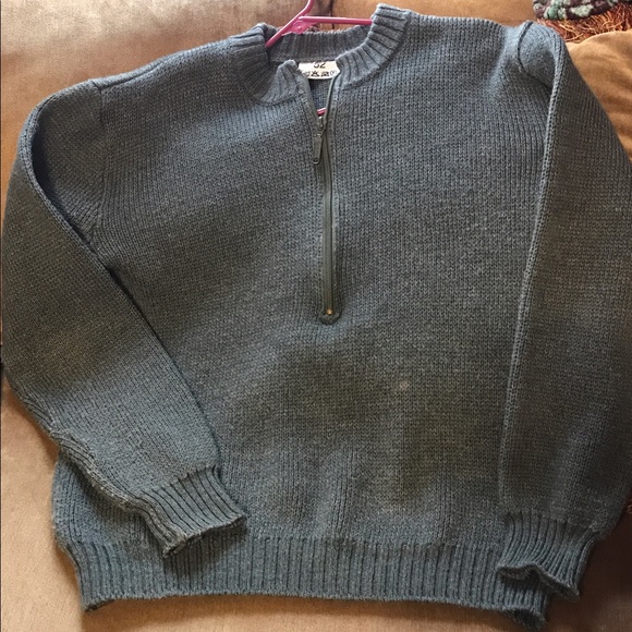 Other - ❌❌SOLD❌❌MENS 1/4 ZIP SWEATER SZ M