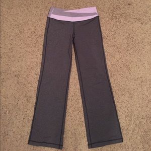 Lululemon Groove Yoga pants size 8