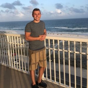 Meet your Posher, Austin