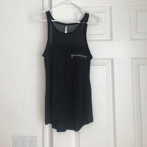 Black Top with Zipper