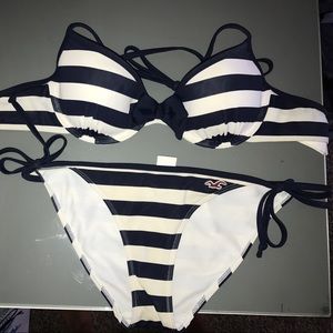 BUNDLE Hollister Bathing suit!!!