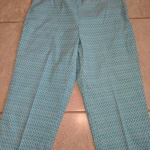 Very cute capri pants
