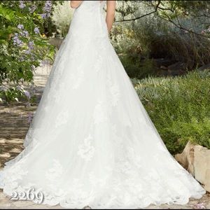 Casablanca lace Wedding Dress