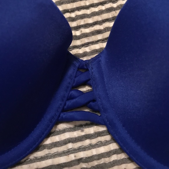 Victoria secrets bathing suit top - Picture 2 of 3