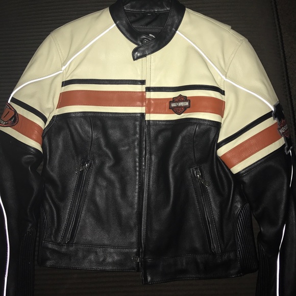 H-D BEAUTIFUL 100 Percent Grain leather