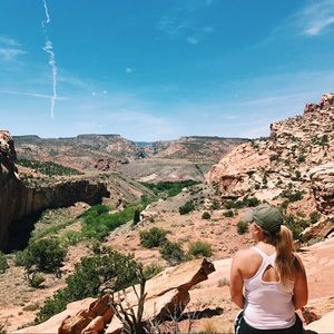 Meet your Posher, Meg