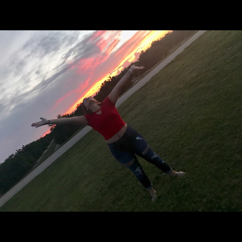 Meet your Posher, Thalia