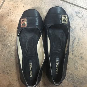 Black Nine West Flats