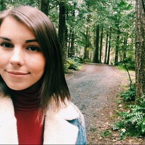 Meet your Posher, Leandra