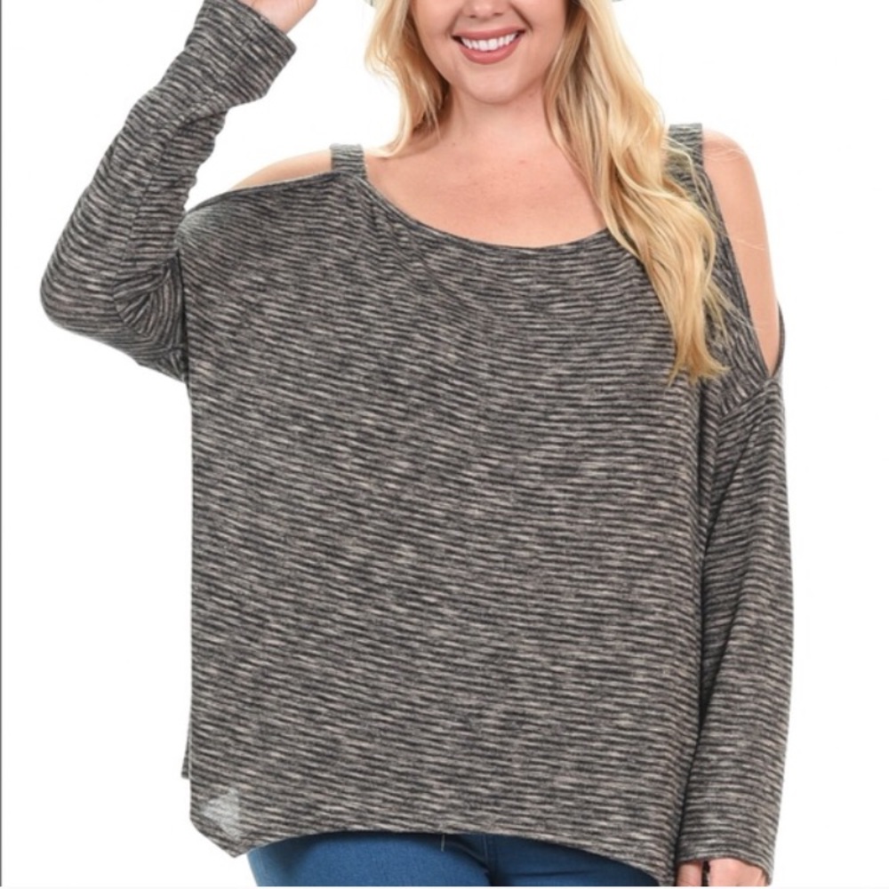 💥LAST CHANCE💥➕ Striped Cold Shoulder Shirt