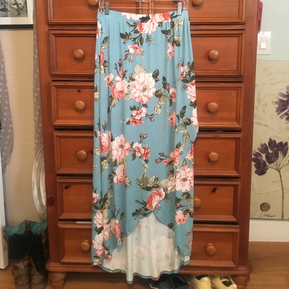 Brand new skirt