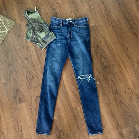 Abercrombie & Fitch Denim - Abercrombie and Fitch Skinny Distressed Jeans 6