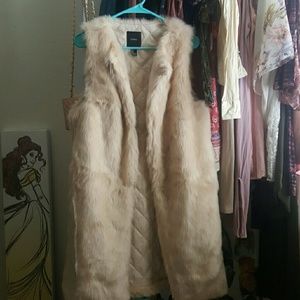Fur vest