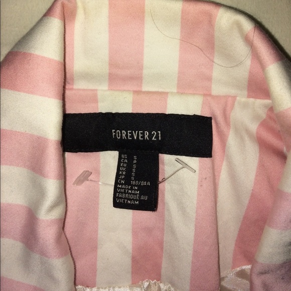 Blazer - Picture 2 of 3