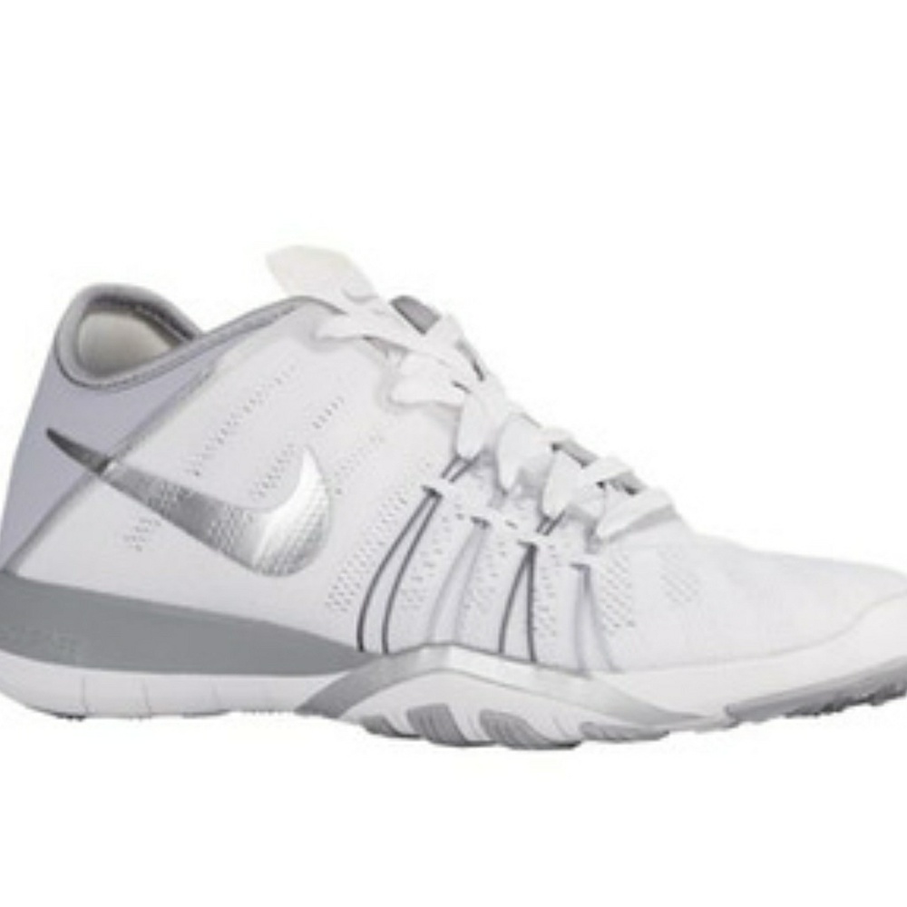 NIKE FREE
