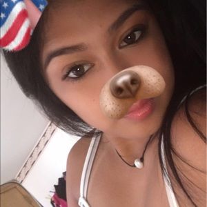 Meet your Posher, Angelyn