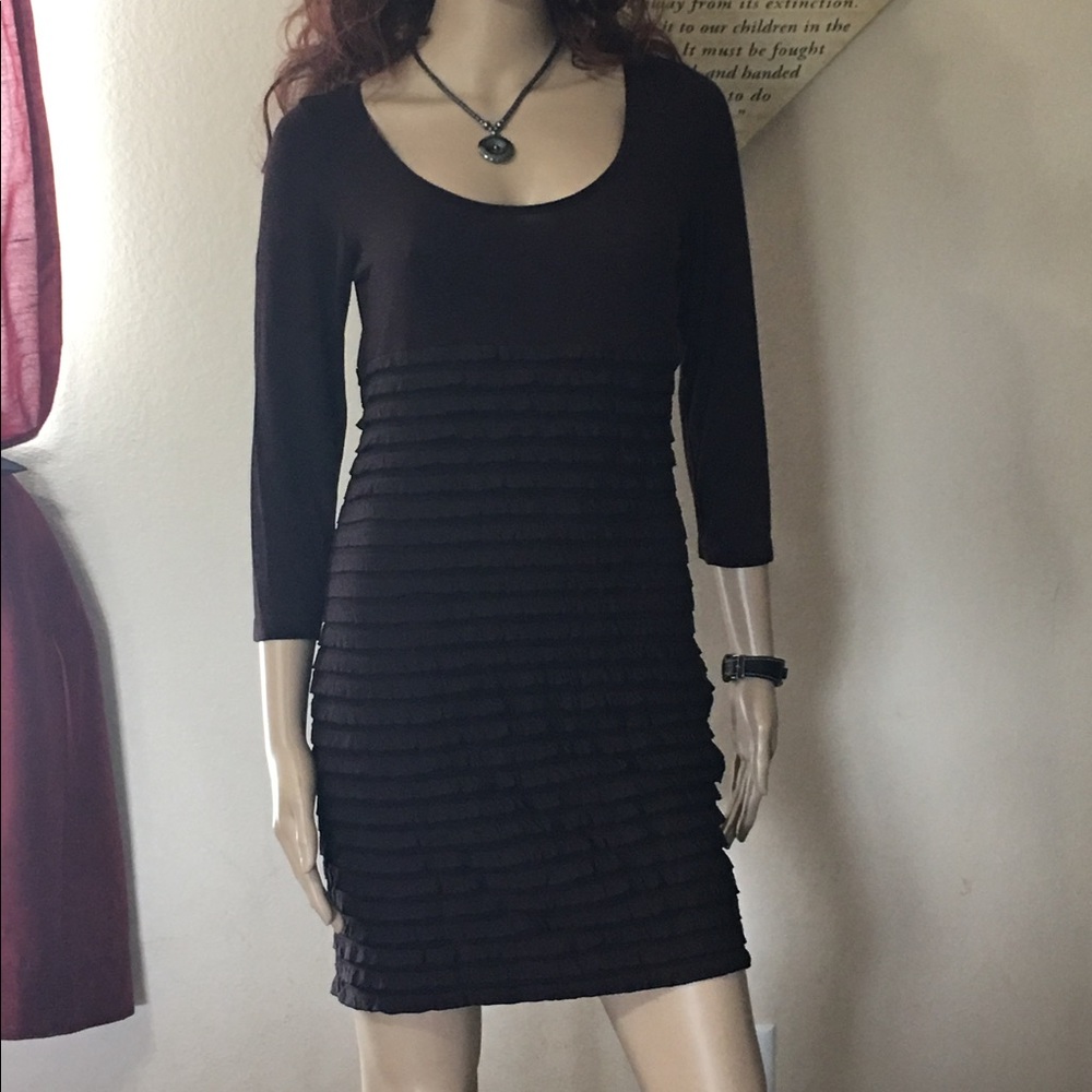 Dress - Picture 2 of 3