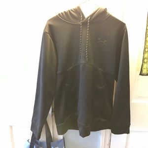 Underarmour sweater