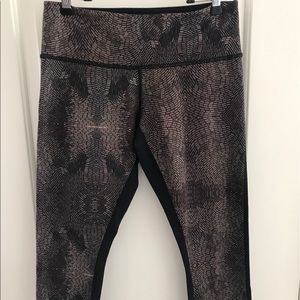 Lululemon Athletica Brown & Black Primt Leggings