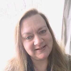 Meet your Posher, Ellen