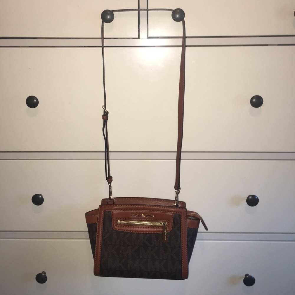 Never Been Used - Michael Kors Satchel
