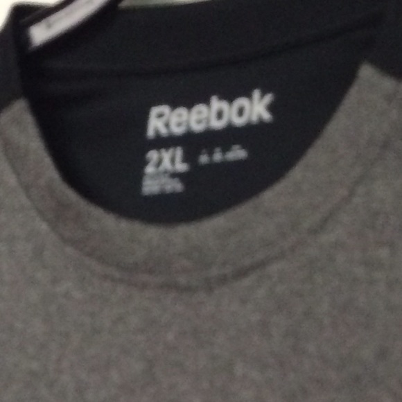 ✨HOST PICK✨Men's Athletic tee shirt 2XL - Picture 3 of 6