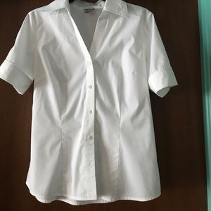 White shirt short sleeve