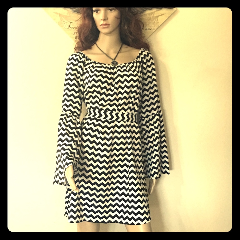 Dress (excellent condition)