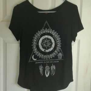 Black and white tee