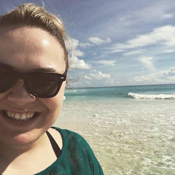 Meet your Posher, Toni - Picture 1 of 1