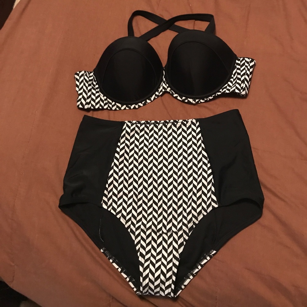 Black and White High Waisted Bikini
