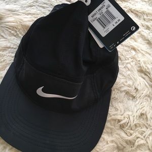 NEW Nike Running Hat