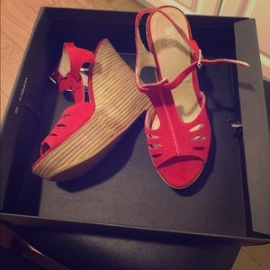 Kenneth Cole Reaction Cute Summer Wedges
