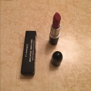 MAC matte lipstick in PINK PLAID