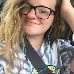 Meet your Posher, Anne