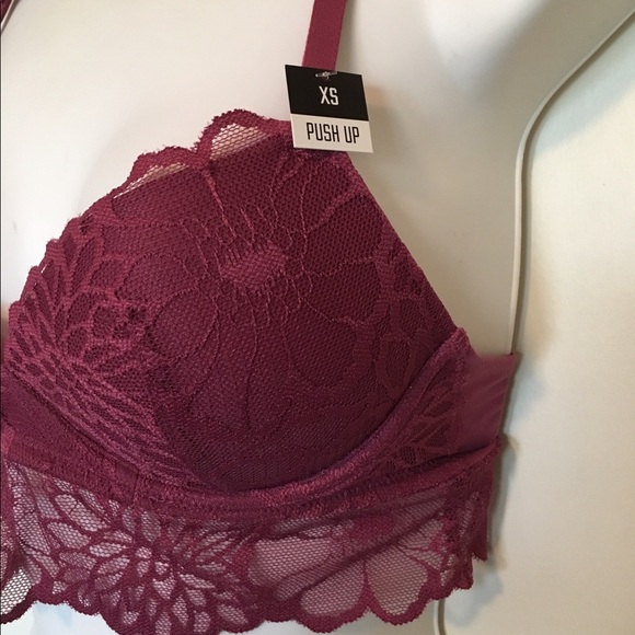 New lace Bralette- VS padded / push up Xs and Med - Picture 2 of 5